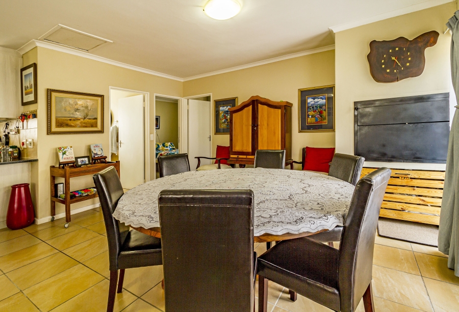 2 Bedroom Property for Sale in Onverwacht Western Cape